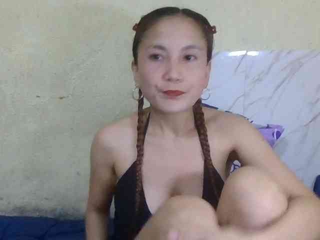Stephanie215