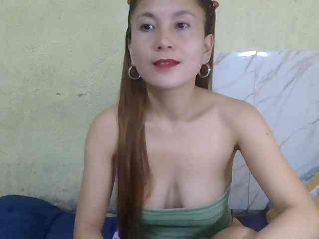 Stephanie215