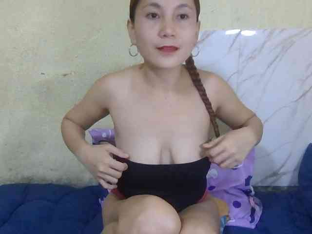 Stephanie215 webcam