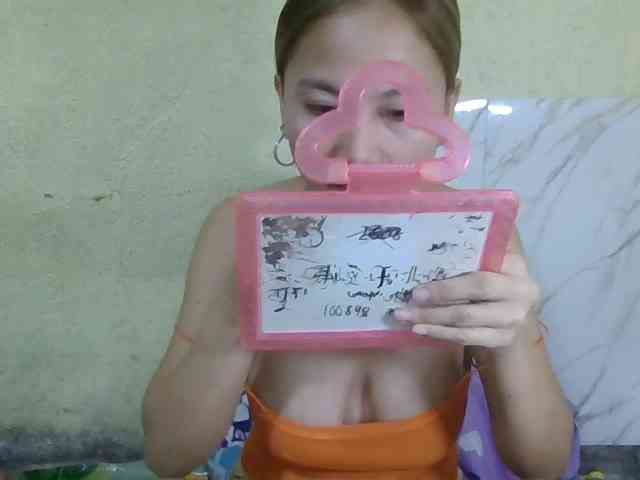 Stephanie215 webcam