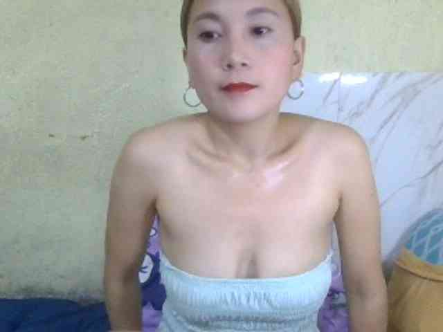 Stephanie215 webcam