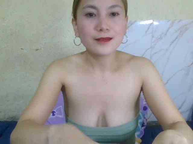 Stephanie215 webcam
