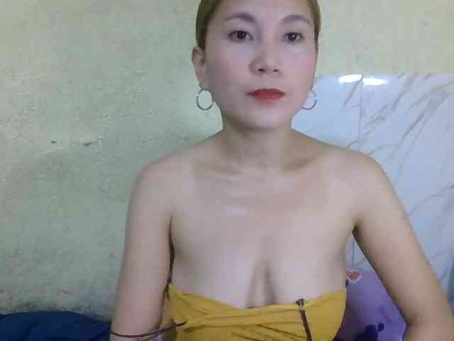 Stephanie215 webcam
