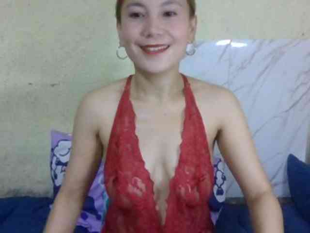 Stephanie215 Live Webcam on BongaCams