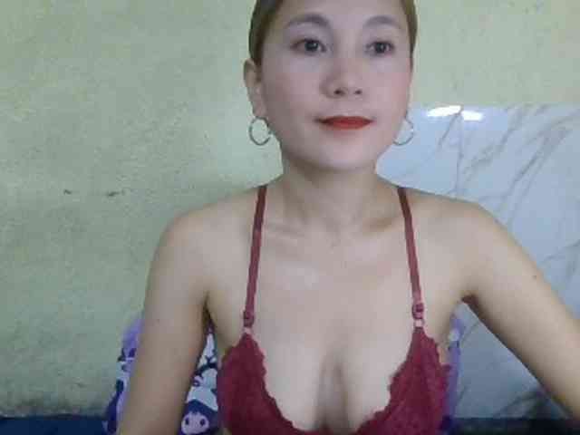 Stephanie215 webcam