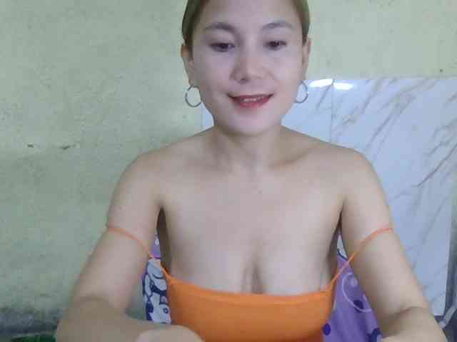 Stephanie215 webcam