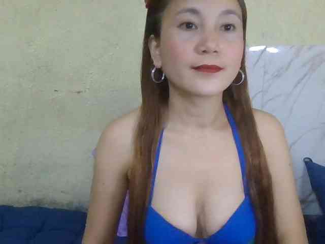 Stephanie215 webcam