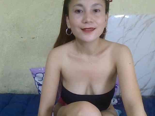 Stephanie215 webcam