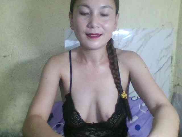 Stephanie215 webcam