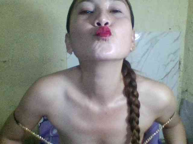Stephanie215