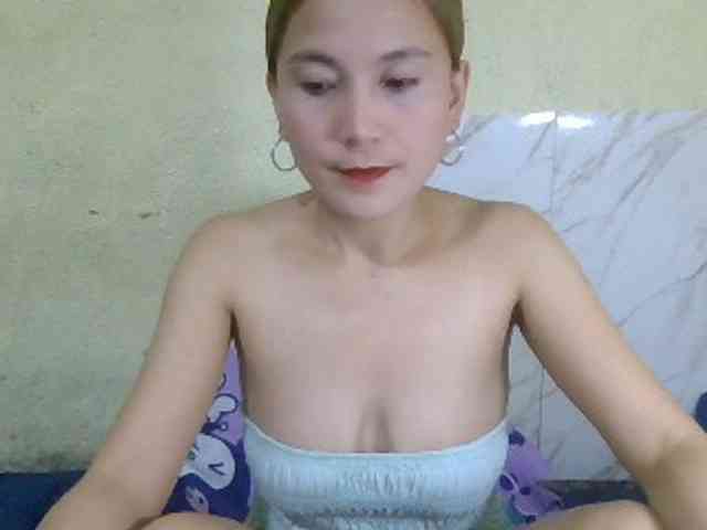 Stephanie215