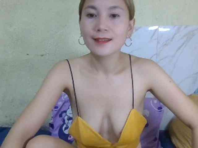 Stephanie215 webcam