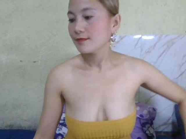 Stephanie215 webcam