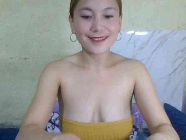 Stephanie215 webcam