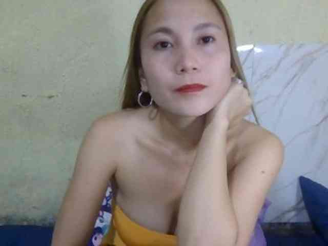 Stephanie215 webcam