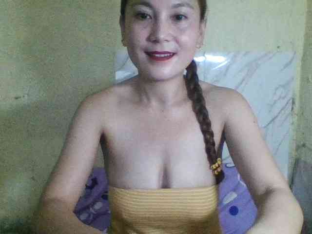 Stephanie215 webcam