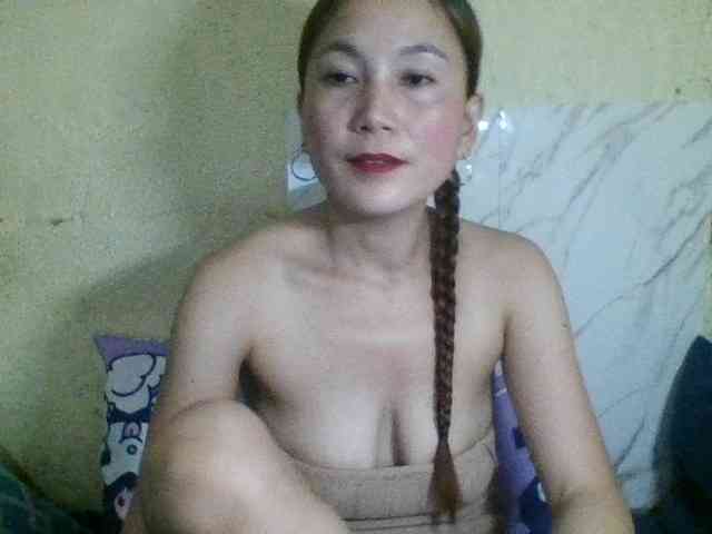Stephanie215
