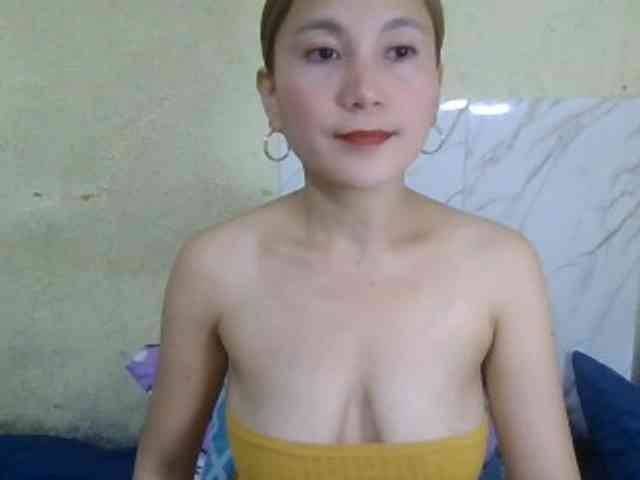 Stephanie215 webcam