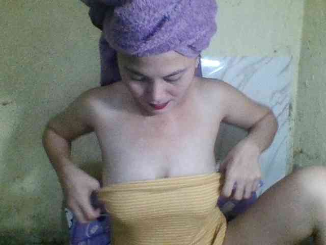 Stephanie215 webcam