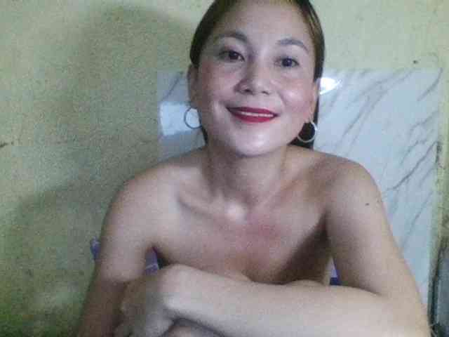 Stephanie215