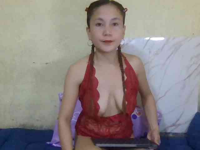 Stephanie215