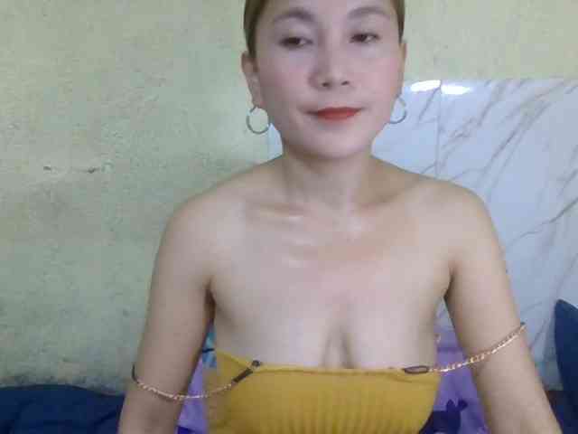 Stephanie215