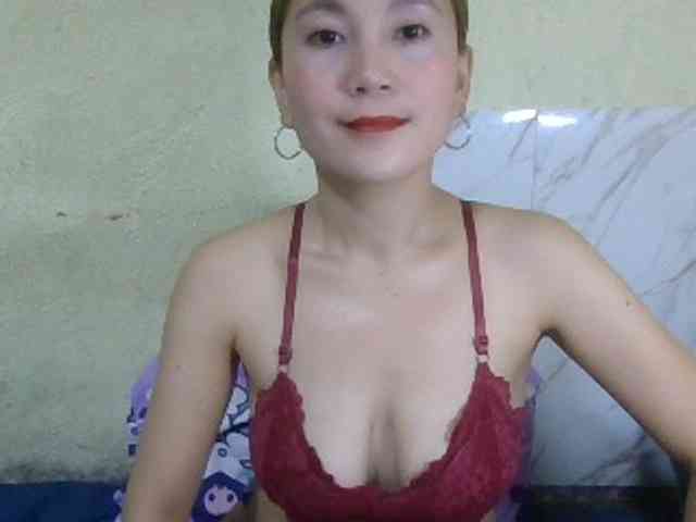 Stephanie215 webcam