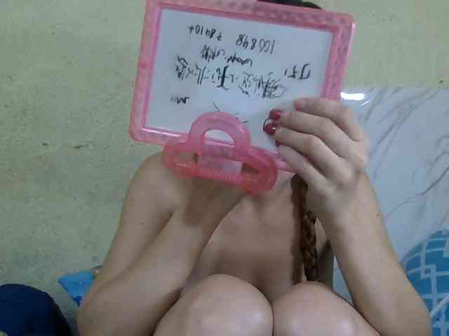 Stephanie215 webcam