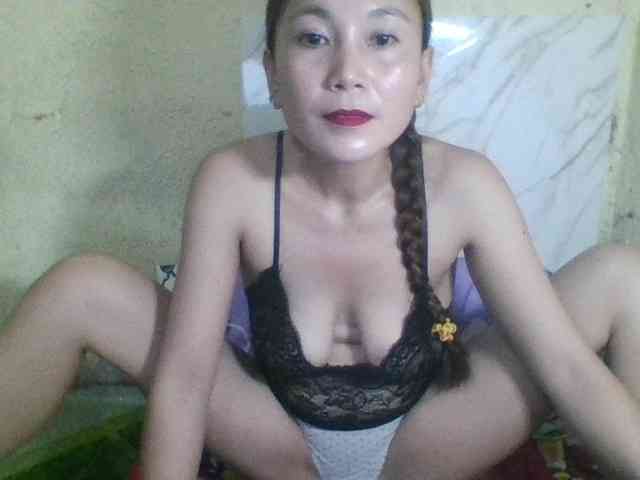 Stephanie215 webcam