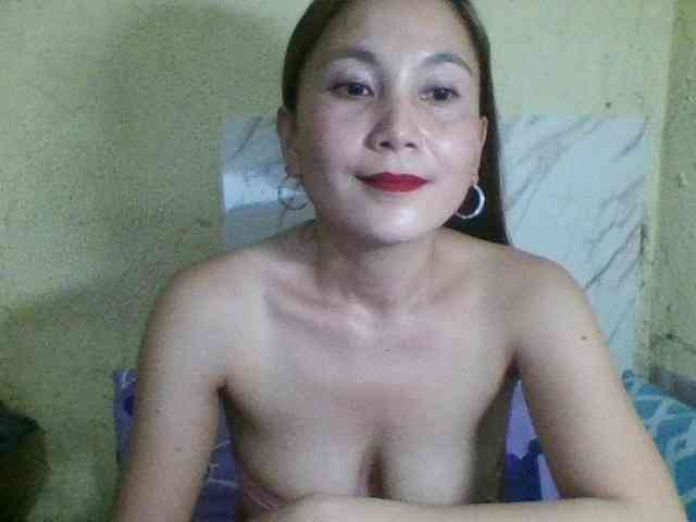 Stephanie215