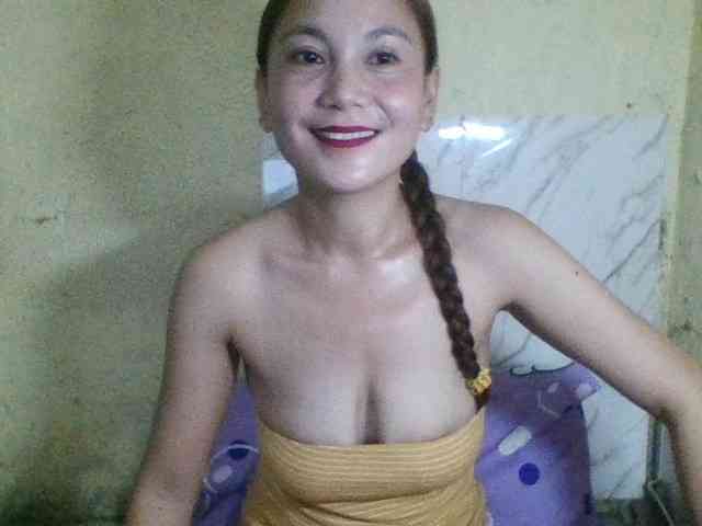 Stephanie215 webcam
