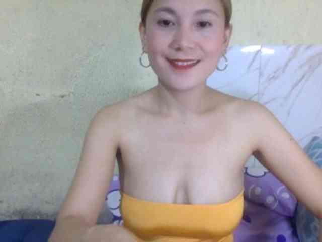 Stephanie215