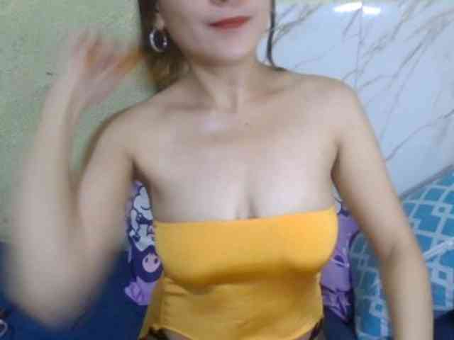 Stephanie215 webcam