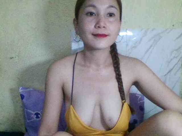 Stephanie215
