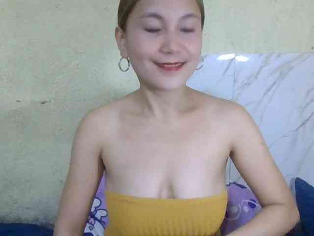 Stephanie215