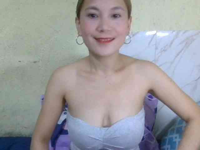 Stephanie215 webcam