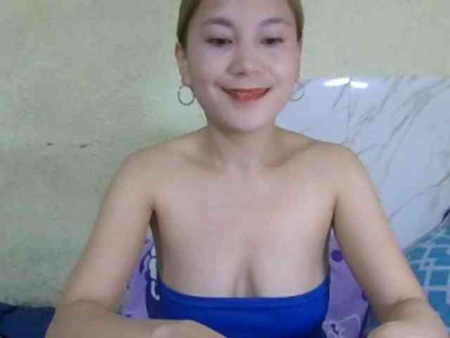 Stephanie215 webcam