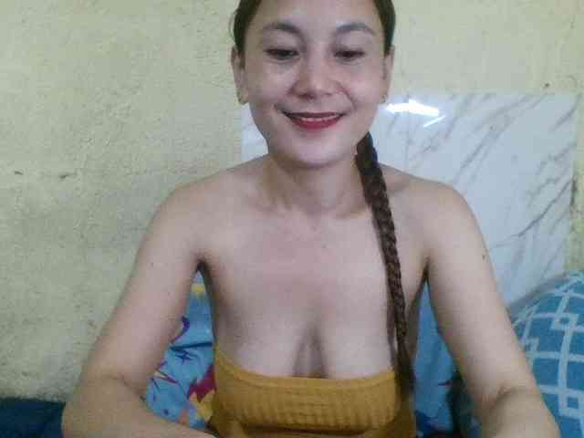 Model: Stephanie215