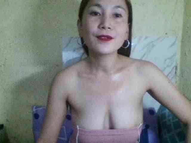 Stephanie215