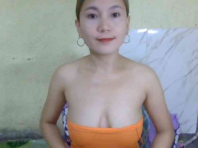 Stephanie215 webcam
