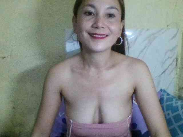 Stephanie215 webcam