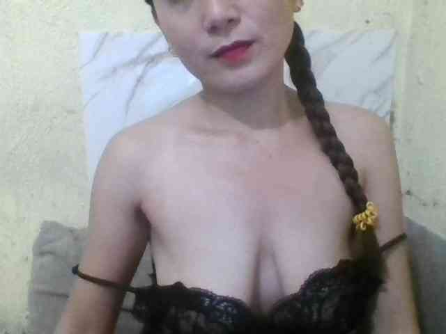 Stephanie215 webcam