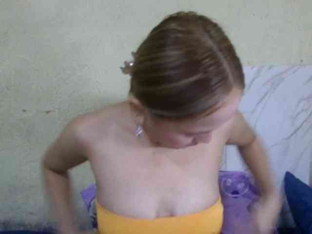 Stephanie215 webcam