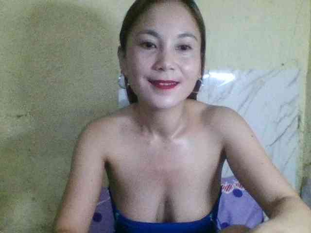 Stephanie215 webcam
