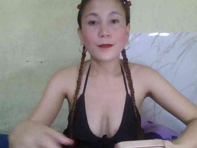 Stephanie215 webcam