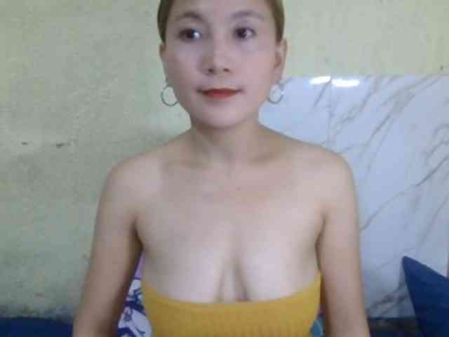 Stephanie215 webcam