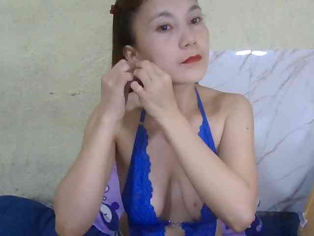 Stephanie215 webcam