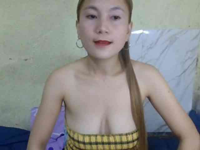 Stephanie215