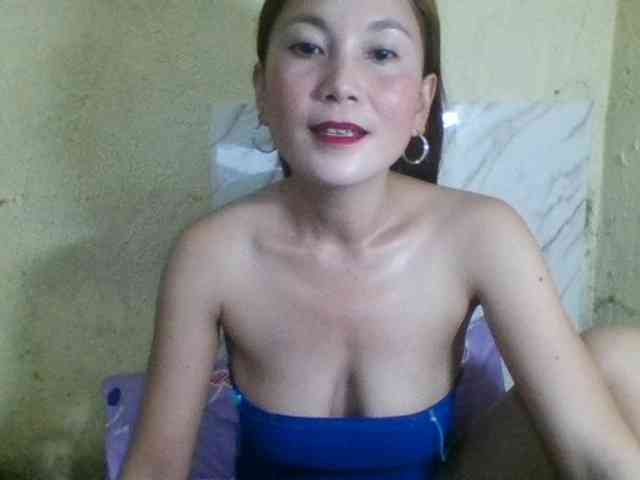 Model: Stephanie215