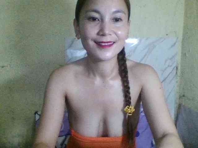 Stephanie215